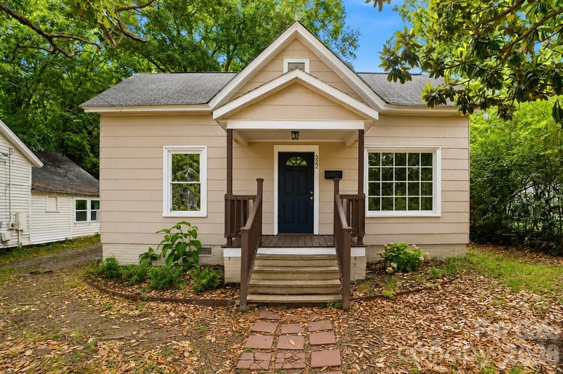 322 Willow St, Gastonia, NC 28054