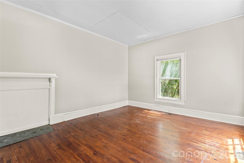 322 Willow St, Gastonia, NC 28054