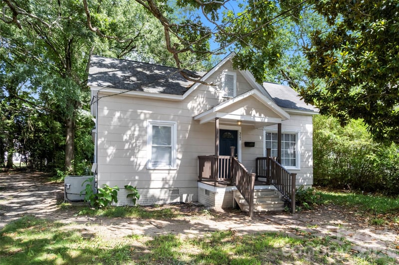 322 Willow St, Gastonia, NC 28054
