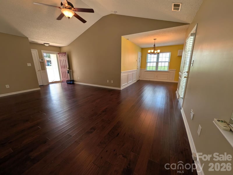 704 Gum Branch Rd, Charlotte, NC 28214