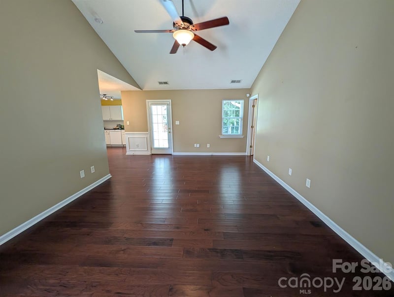 704 Gum Branch Rd, Charlotte, NC 28214