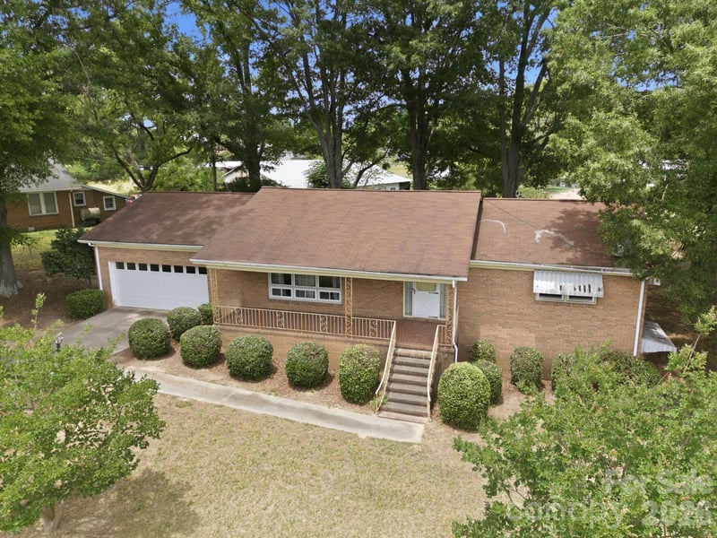 607 Ebenezer Rd, Kannapolis, NC 28083