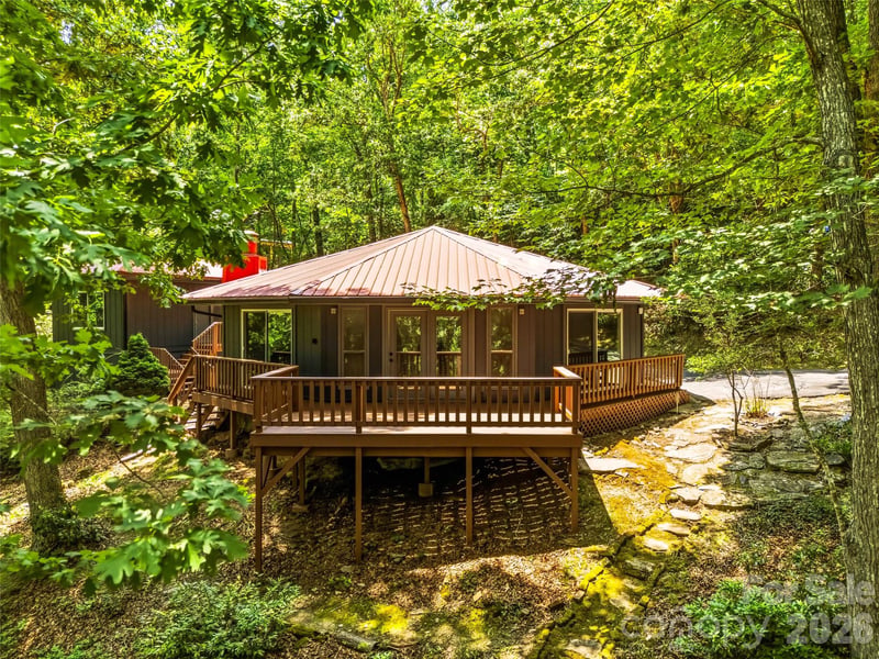 785 Pisgah Forest Dr, Pisgah Forest, NC 28768