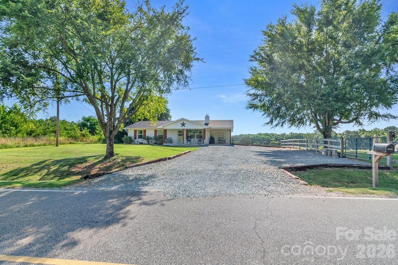 2307 Tanner Rd, Marshville, NC 28103