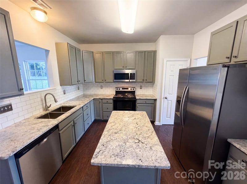 2007 Turtle Point Rd, Charlotte, NC 28262