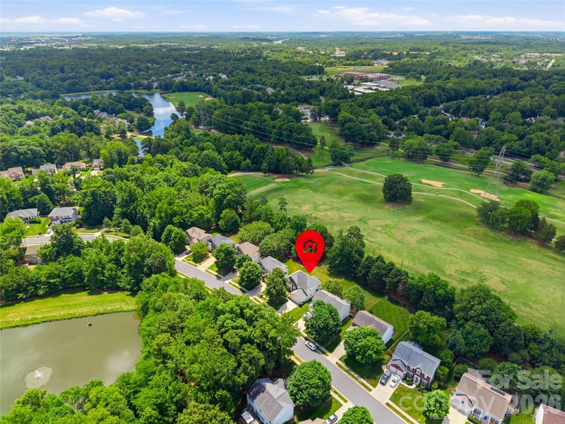 5555 Cambridge Bay Dr, Charlotte, NC 28269