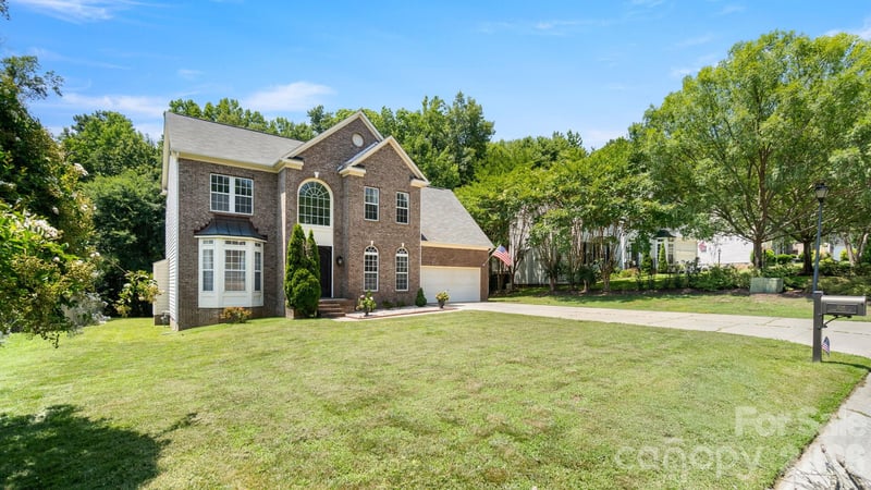 108 Doby Creek Ct, Fort Mill, SC 29715
