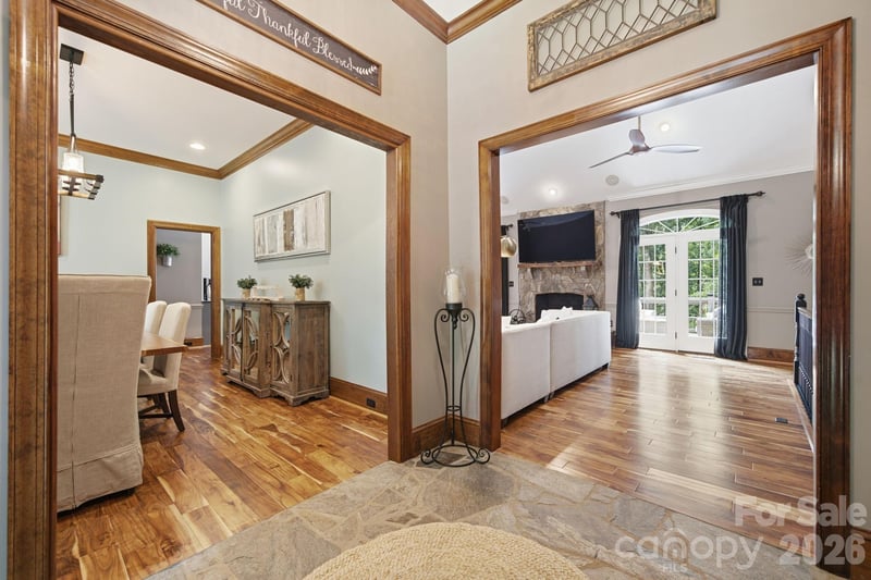 15026 Crooked Branch Ln, Charlotte, NC 28278
