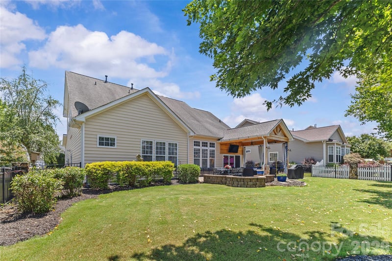 3560 Valiant Ave, Concord, NC 28027