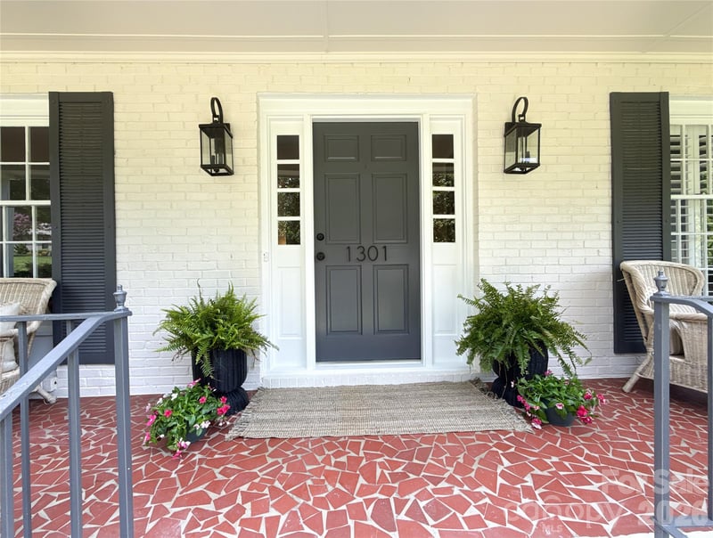 1301 Barden Rd, Charlotte, NC 28226