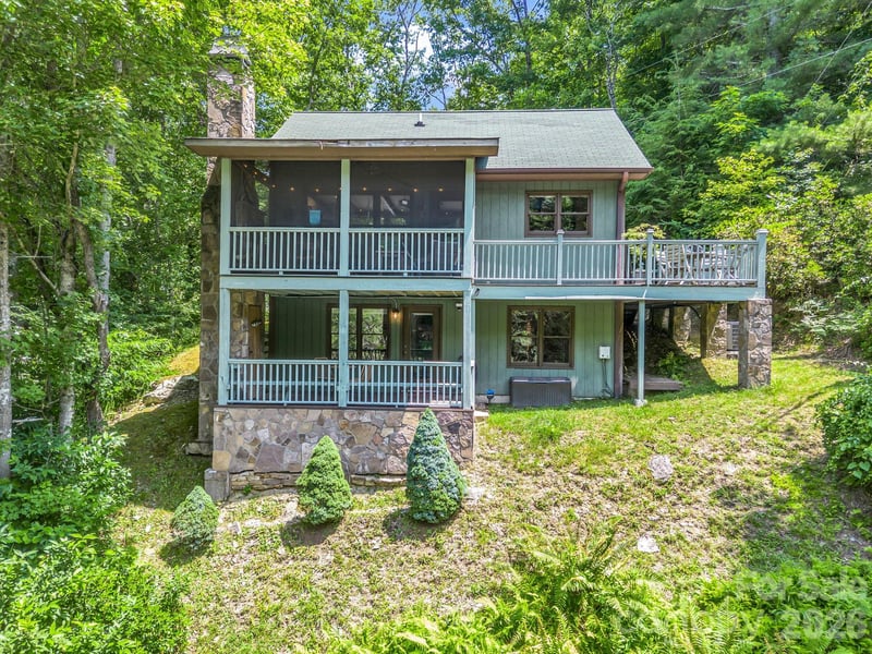 9390 East Fork Rd, Brevard, NC 28712