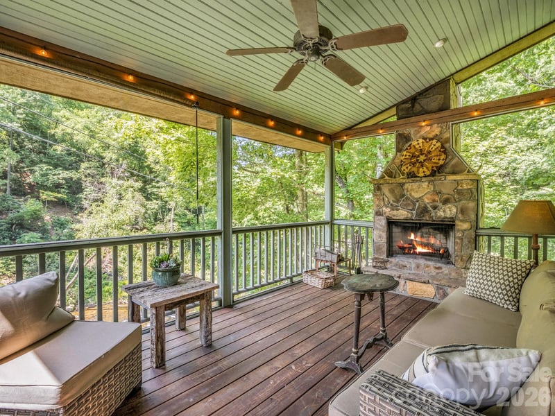 9390 East Fork Rd, Brevard, NC 28712