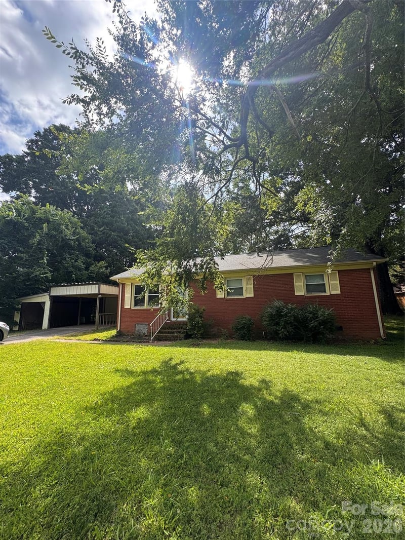 325 Grover Moore Pl, Indian Trail, NC 28079