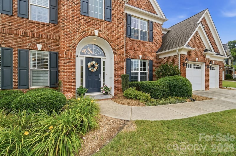 2207 Avenza Dr, Waxhaw, NC 28173