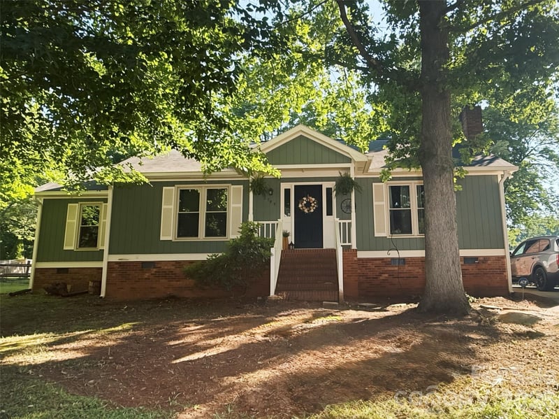 2754 Stockwood Dr, Gastonia, NC 28056