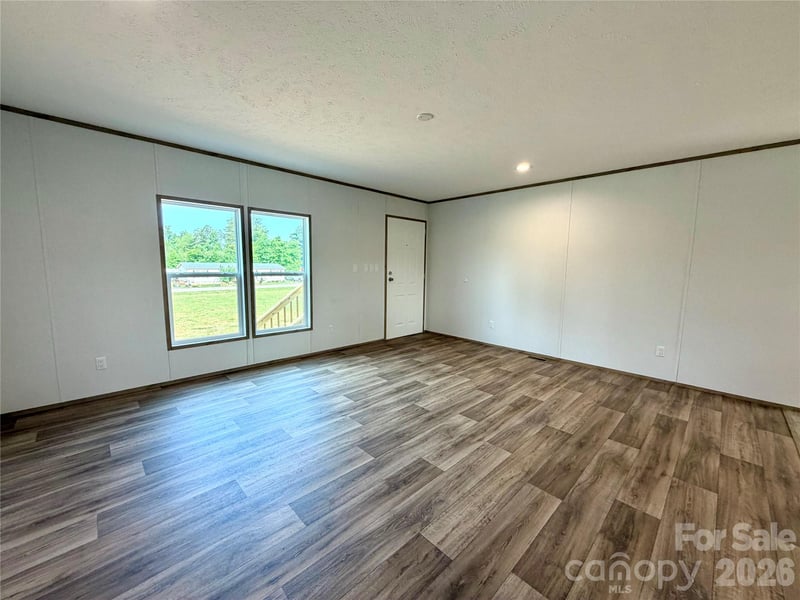 146 Con Lee Dr, Olin, NC 28660