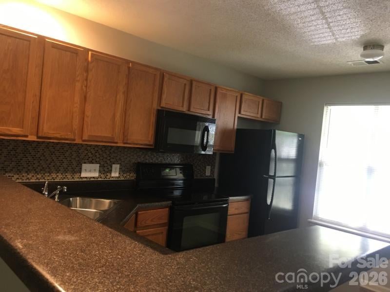 3139 Falling Rock Ct, Charlotte, NC 28213