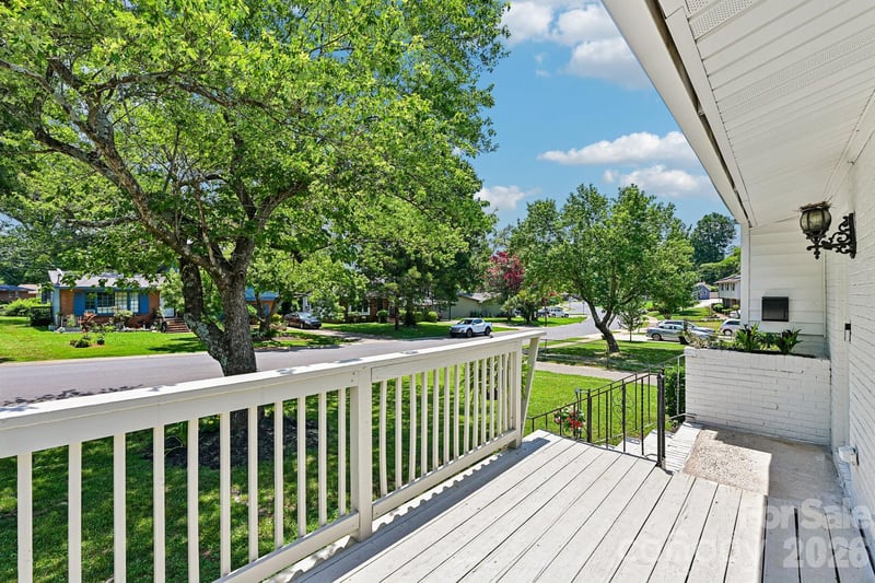 923 Yuma St, Charlotte, NC 28213