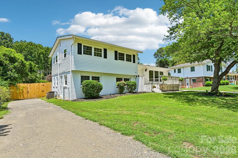 923 Yuma St, Charlotte, NC 28213