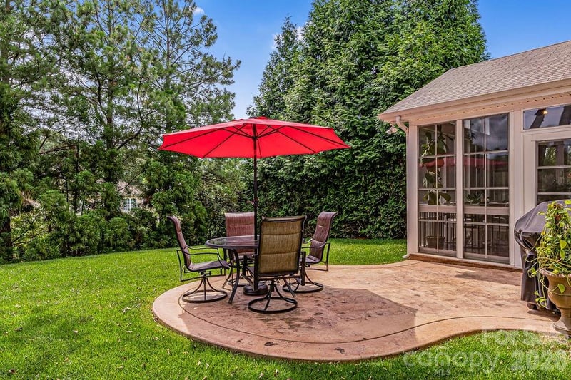 13731 Daltrey Ln, Charlotte, NC 28277