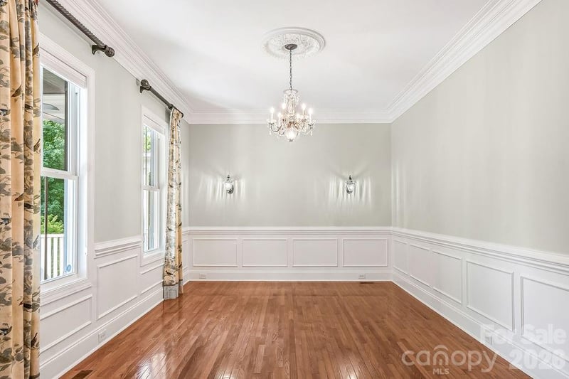 10022 Triple Oak Rd, Charlotte, NC 28277
