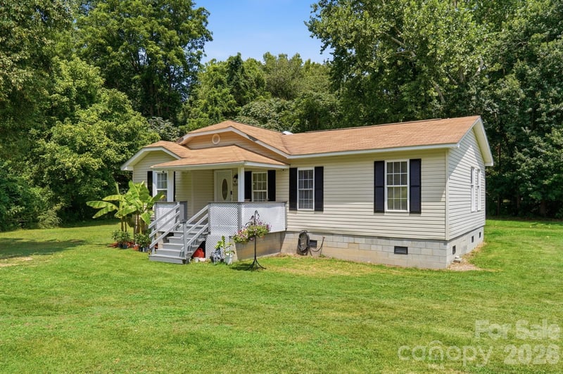928 Oval St, Kannapolis, NC 28081
