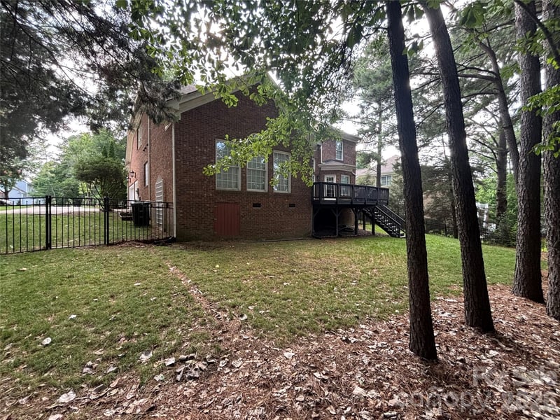 710 Fairway Point Dr, Tega Cay, SC 29708