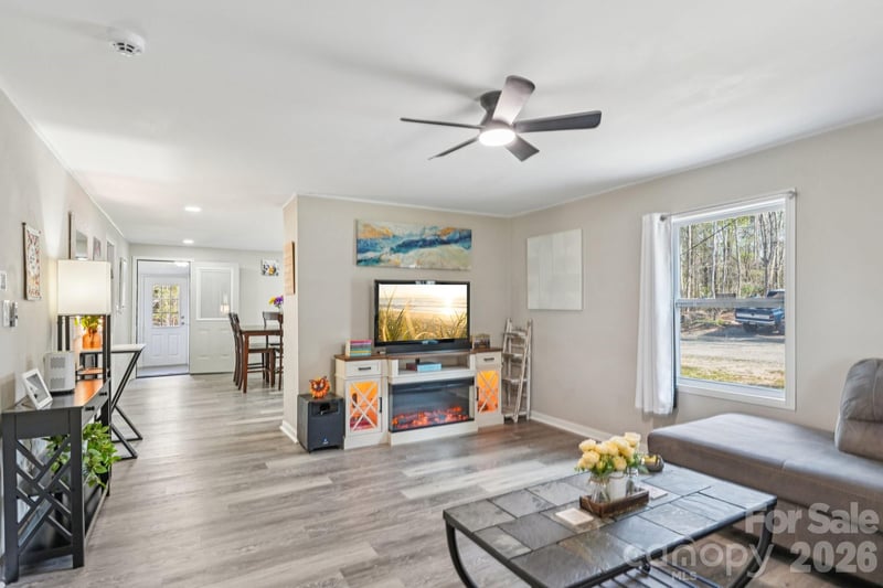 4531 Springs Rd, Conover, NC 28613