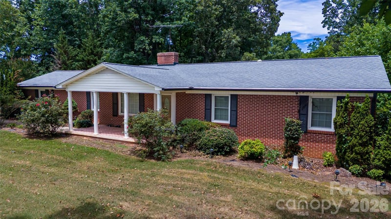 6000 George Hildebran School Rd, Hickory, NC 28602