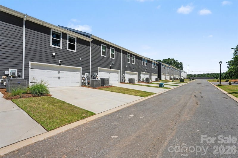 115 Ciara Pl #E, Mooresville, NC 28115