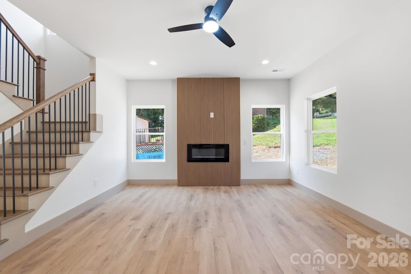 1830 31st St, Hickory, NC 28601