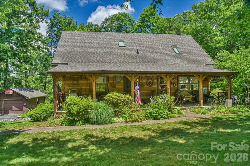 896 Aiken Rd, Asheville, NC 28804