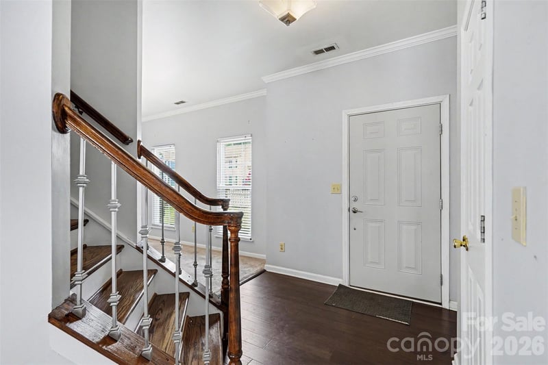 9224 Ligon Ct, Charlotte, NC 28213
