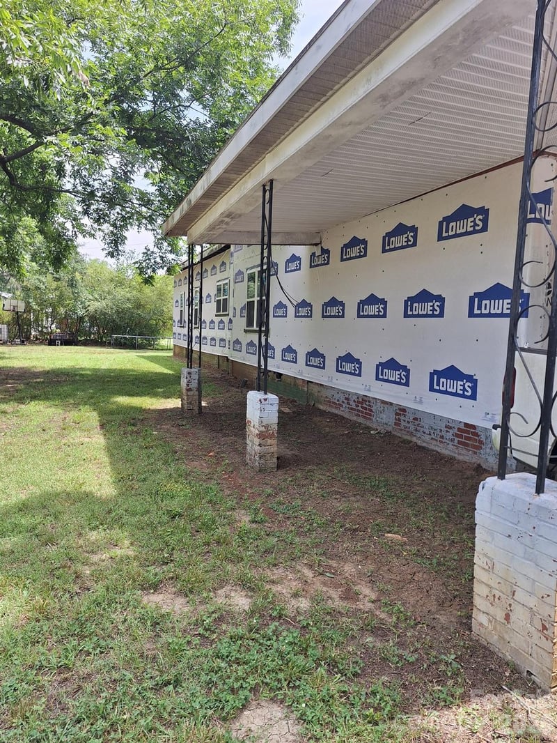 687 Parkway Dr, Chester, SC 29706