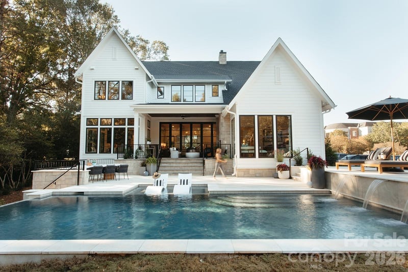 5555 Fairview Rd, Charlotte, NC 28209