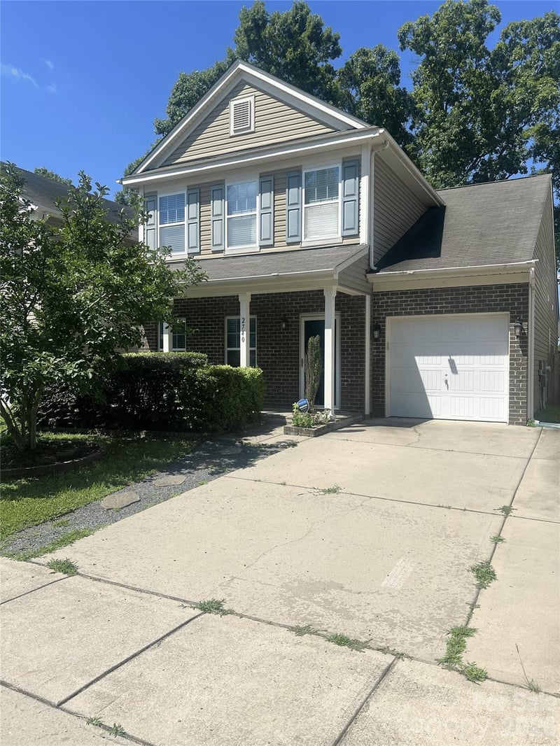 2740 Bramble Ridge Ct, Charlotte, NC 28215
