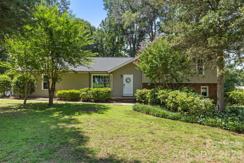 5381 Woodside Dr, Rock Hill, SC 29732