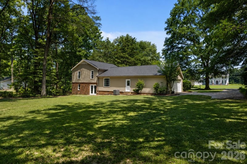 5381 Woodside Dr, Rock Hill, SC 29732