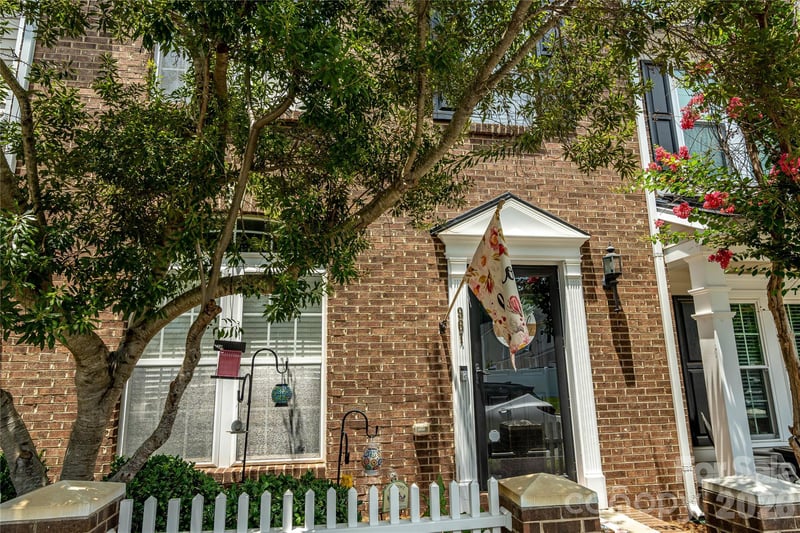 961 Coolsprings Ln, Rock Hill, SC 29730