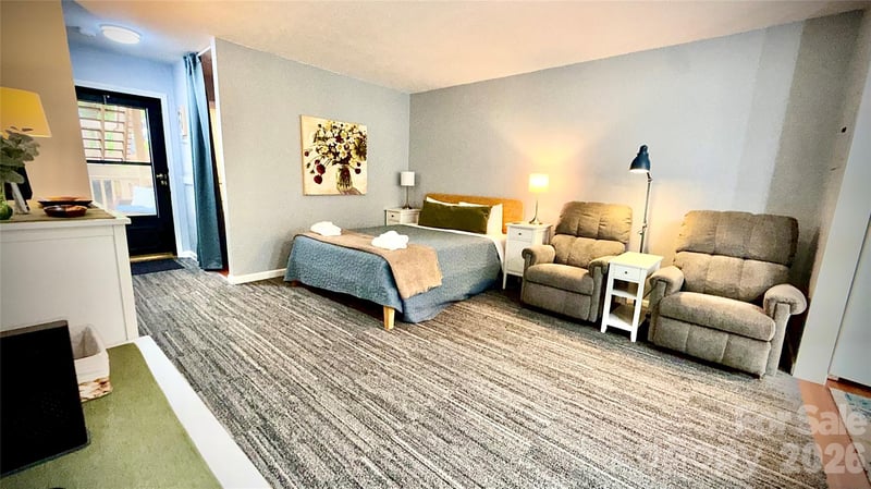 160 Whitney Blvd #3, Lake Lure, NC 28746