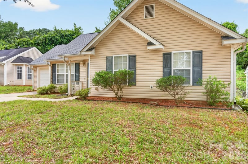 4627 Victory Ln, Charlotte, NC 28269