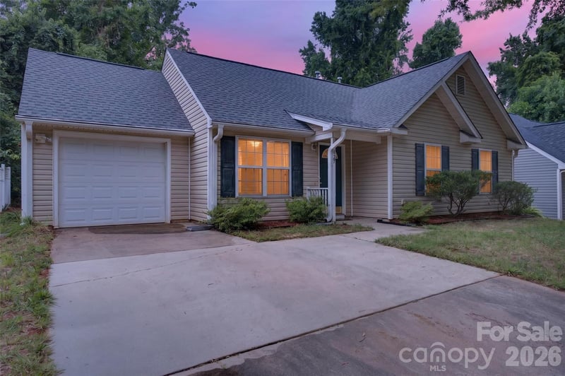 4627 Victory Ln, Charlotte, NC 28269