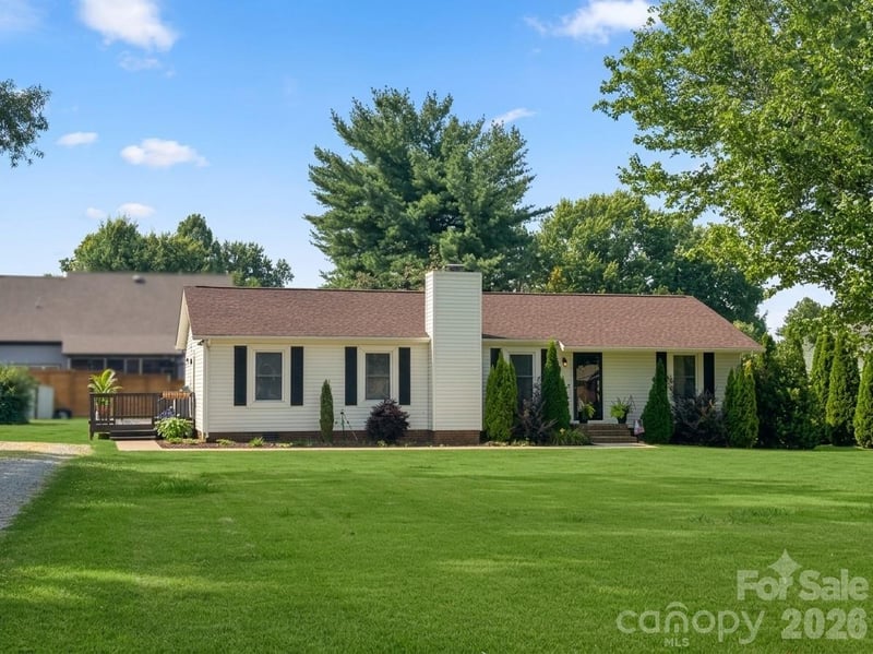 708 Langtree Rd, Mooresville, NC 28117