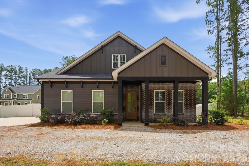 322 Shinnville Rd, Mooresville, NC 28115