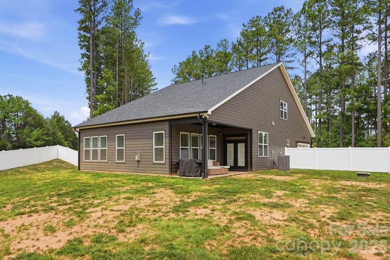 322 Shinnville Rd, Mooresville, NC 28115