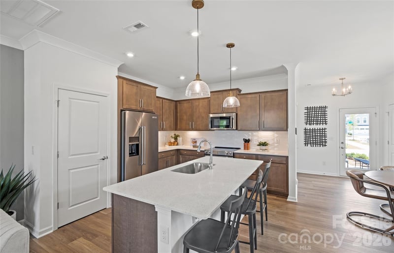 15117 Parkside Crossing Dr, Charlotte, NC 28278