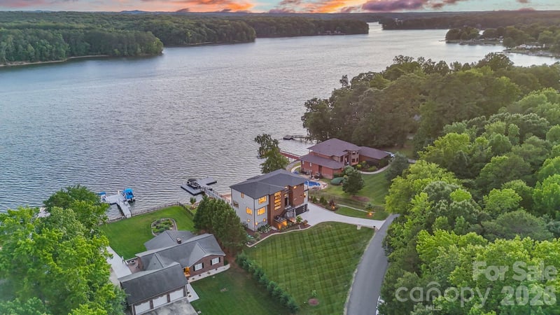 850 Mainsail Rd, Salisbury, NC 28146
