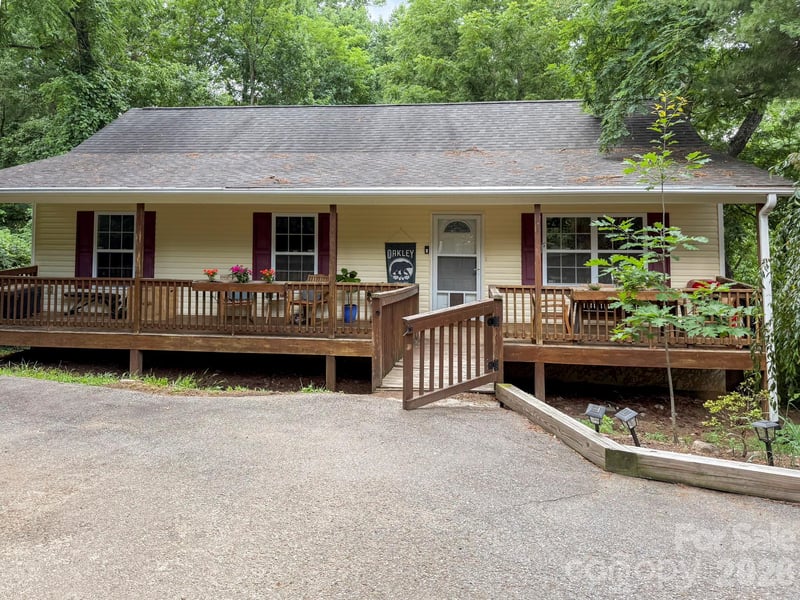 11 Raleigh Rd, Asheville, NC 28803