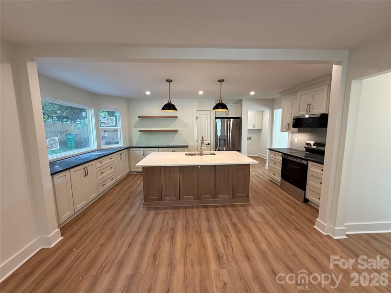 8029 Tifton Rd, Charlotte, NC 28226