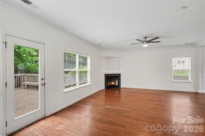 2823 Forest Grove Ct, Charlotte, NC 28269